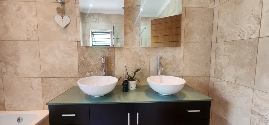 4 Bedroom Property for Sale in Swellendam Western Cape